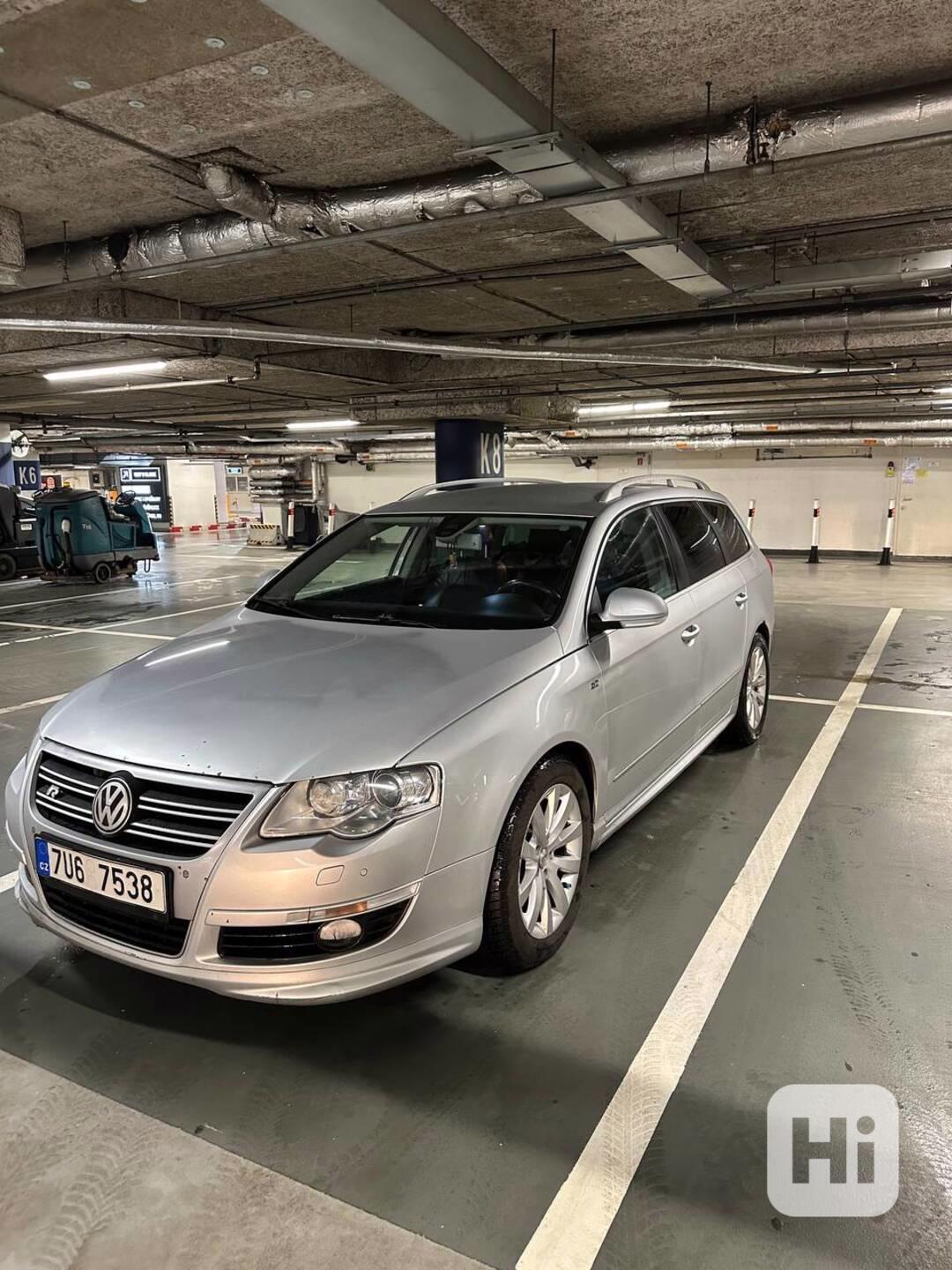 Passat B6 R-line, 2.0 TDI, DSG, 2010 - foto 1