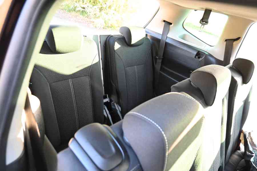 Opel Zafira Tourer 2.0 CDTI 121Kw, 123000km, 7 míst - foto 24