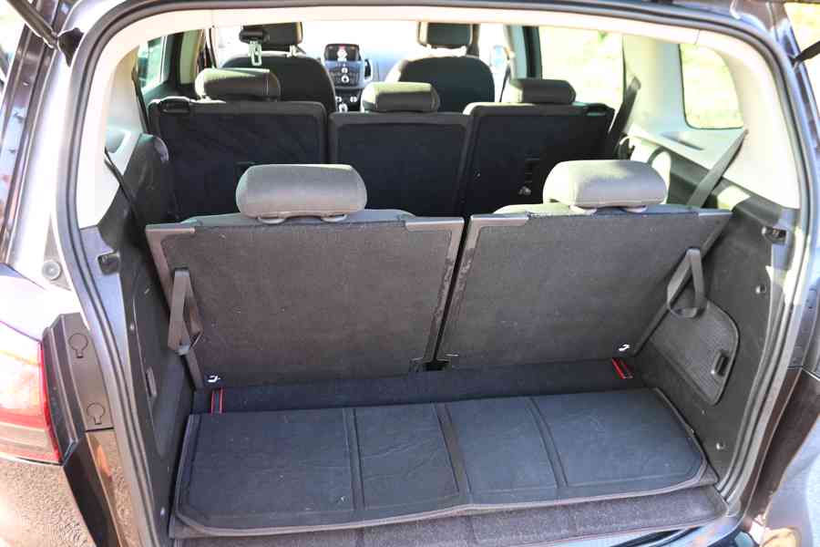 Opel Zafira Tourer 2.0 CDTI 121Kw, 123000km, 7 míst - foto 23