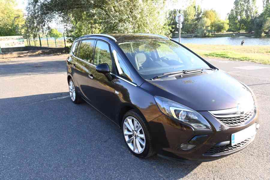 Opel Zafira Tourer 2.0 CDTI 121Kw, 123000km, 7 míst - foto 3