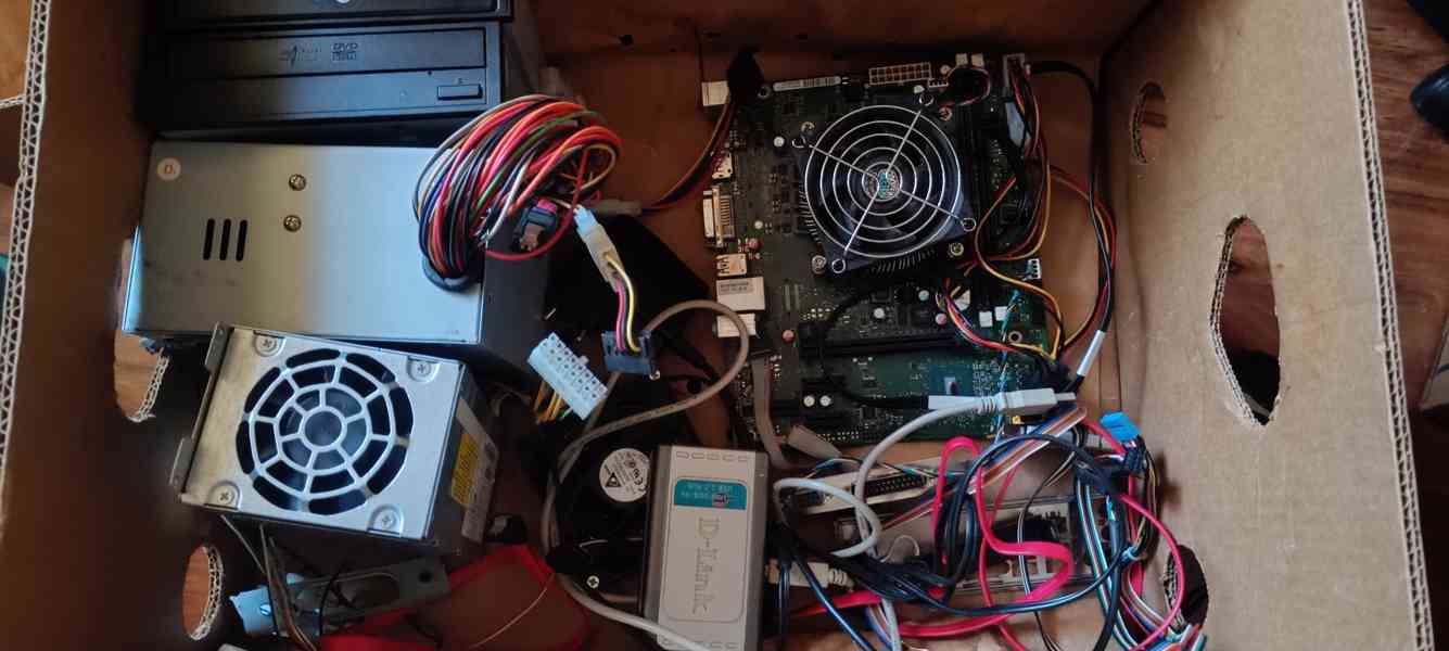 PC komponenty  - foto 19