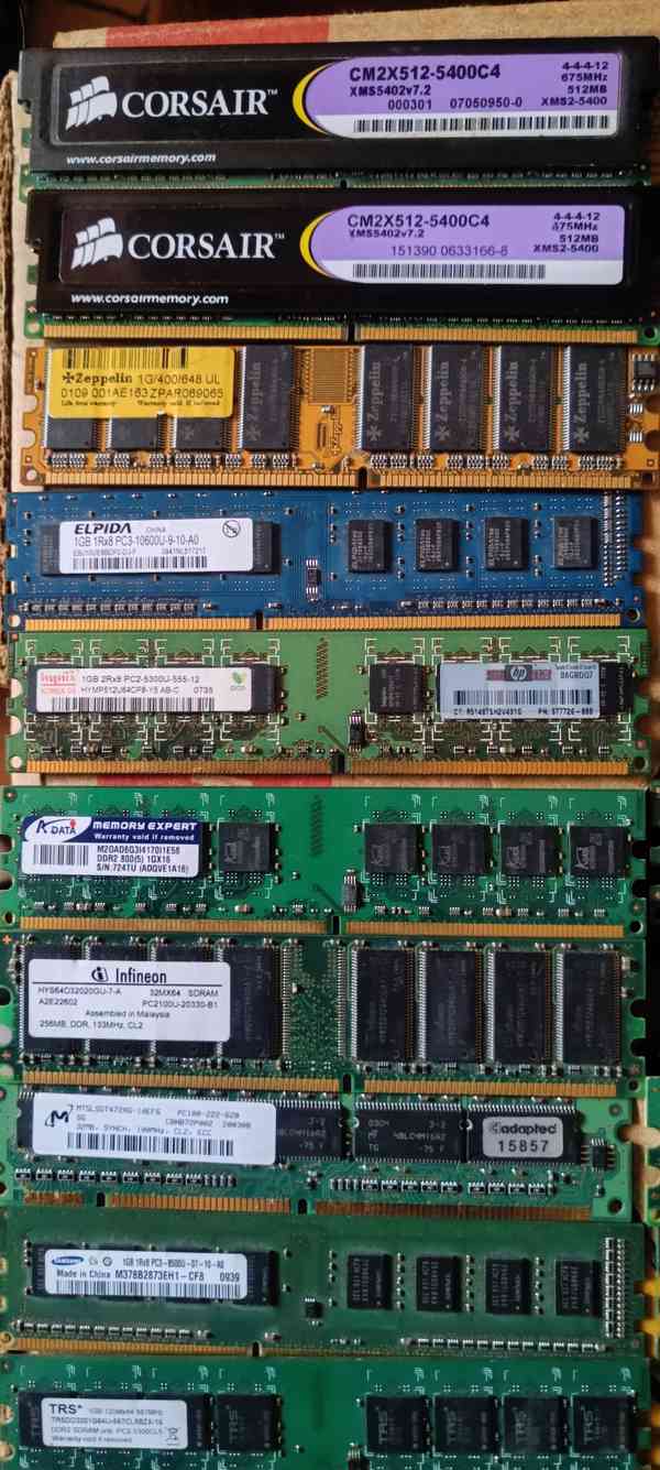 PC komponenty  - foto 15