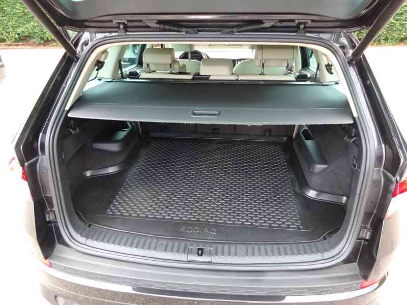 Škoda Kodiq 2.0 TDI L&K 4x4 r.v.2019 (140 kw) 7 Míst ČR - foto 16