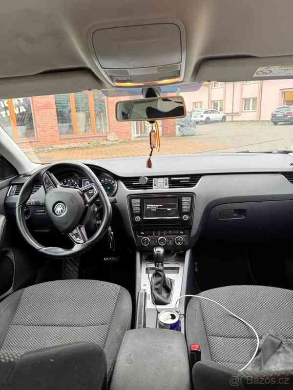 Škoda Octavia 2,0 - foto 11