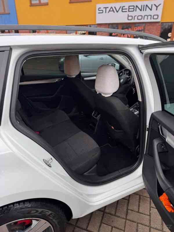 Škoda Octavia 2,0 - foto 8