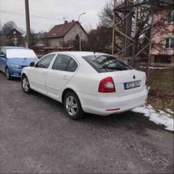 Škoda Octavia 2,0 - foto 3