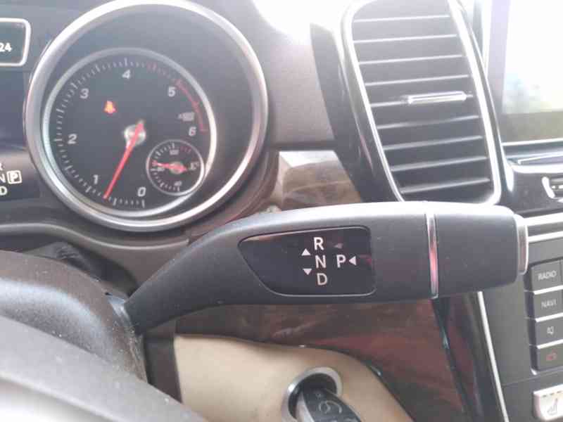 MERCEDES BENZ GLE 35 D 4 MATIC KŮŽE AUTOMAT - foto 23
