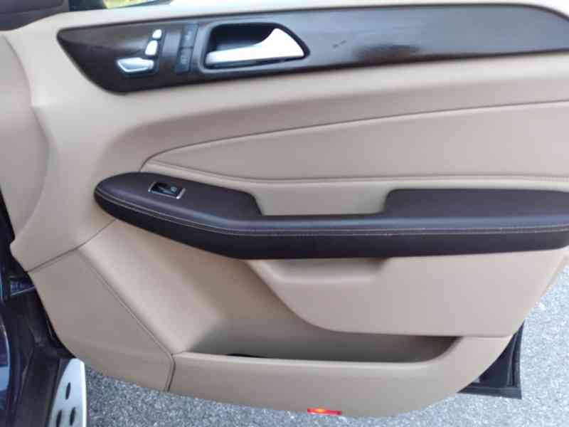 MERCEDES BENZ GLE 35 D 4 MATIC KŮŽE AUTOMAT - foto 45