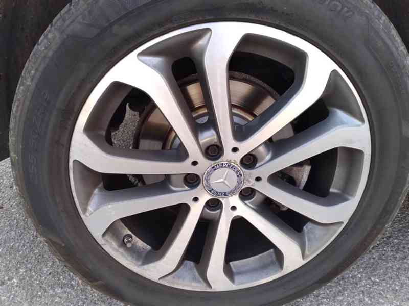 MERCEDES BENZ GLE 35 D 4 MATIC KŮŽE AUTOMAT - foto 54