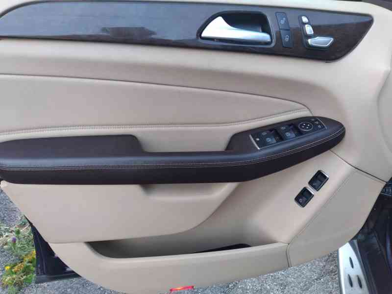 MERCEDES BENZ GLE 35 D 4 MATIC KŮŽE AUTOMAT - foto 42