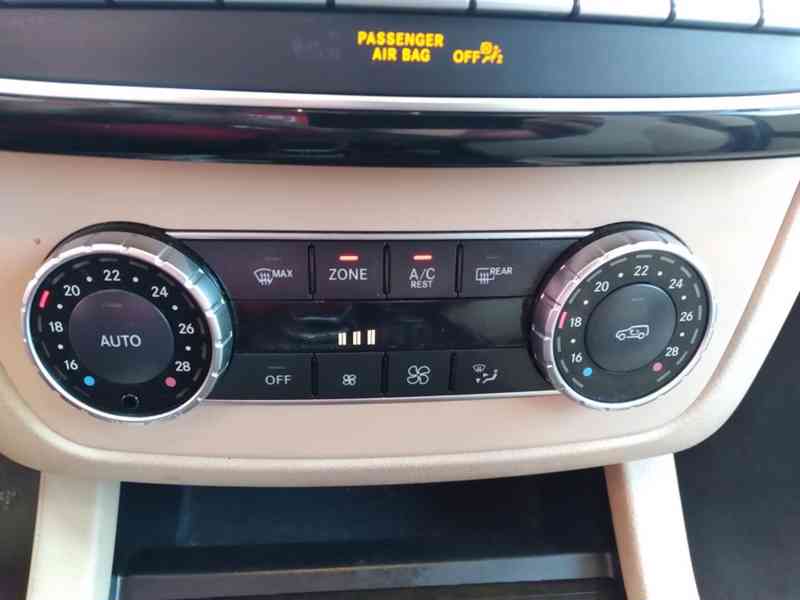 MERCEDES BENZ GLE 35 D 4 MATIC KŮŽE AUTOMAT - foto 35