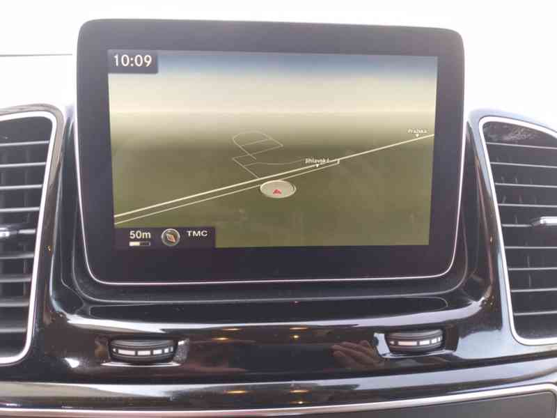 MERCEDES BENZ GLE 35 D 4 MATIC KŮŽE AUTOMAT - foto 24