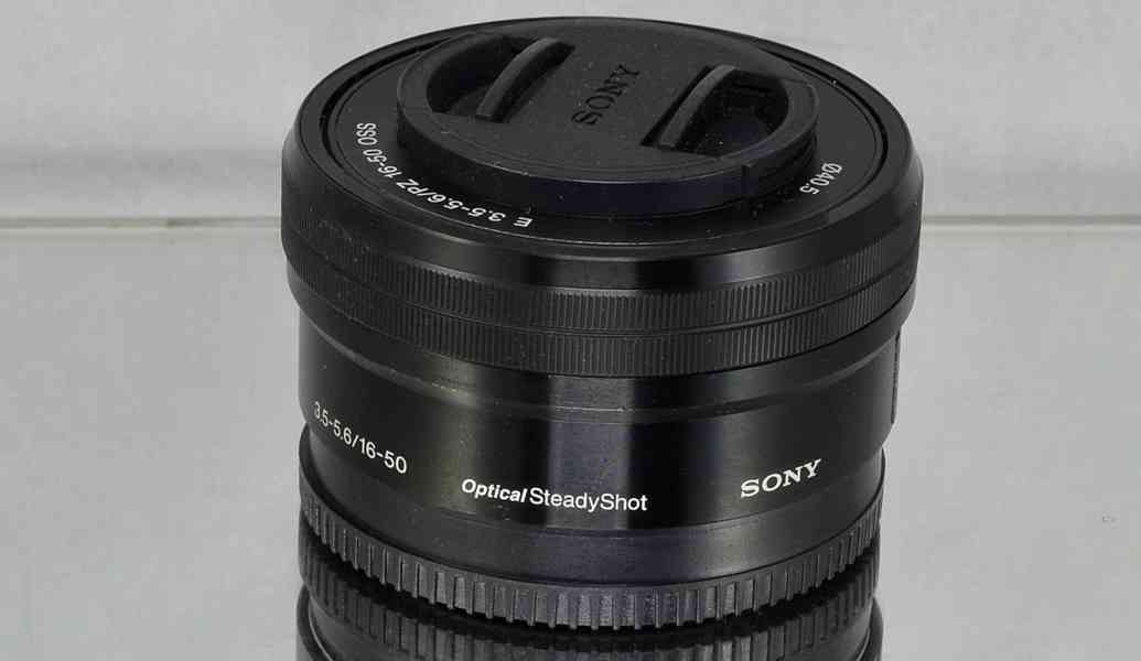 Sony E 16–50 mm F3,5–5,6 OSS PZ *APS-C, E-mount - foto 6