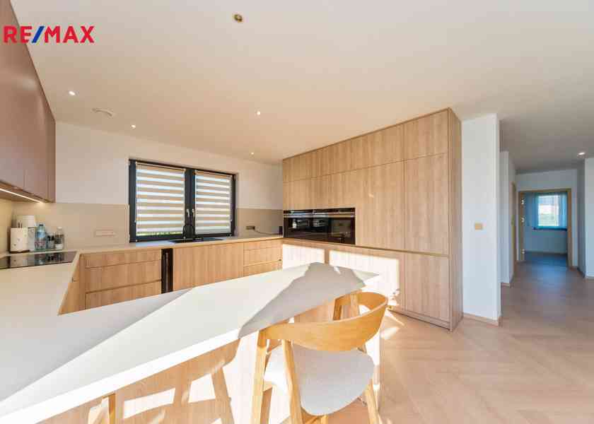 Prodej domu 386 m², Dębowiec - foto 5