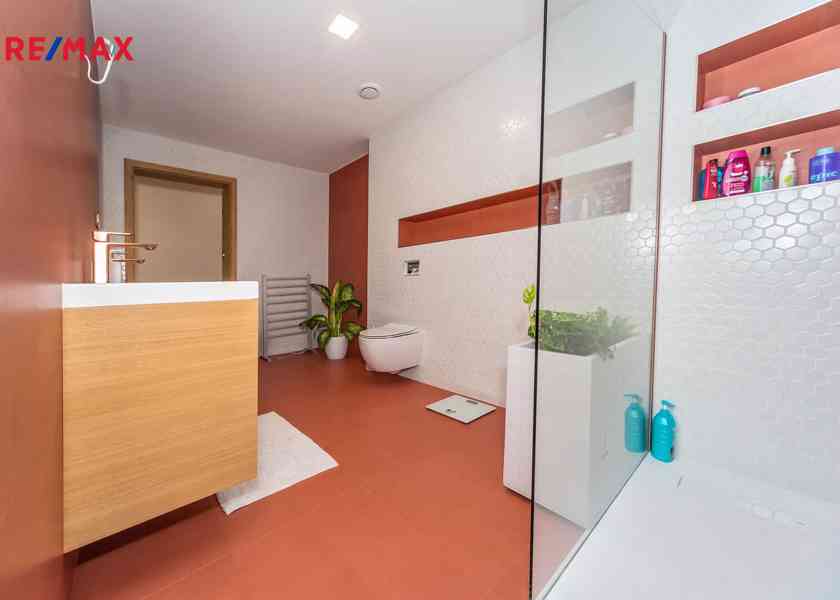 Prodej domu 386 m², Dębowiec - foto 7