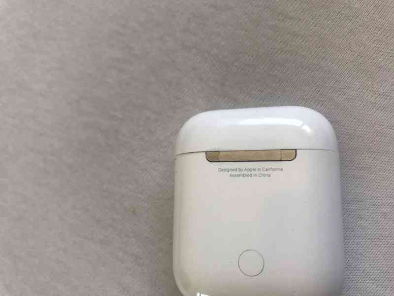 Apple Airpods 2 - foto 3