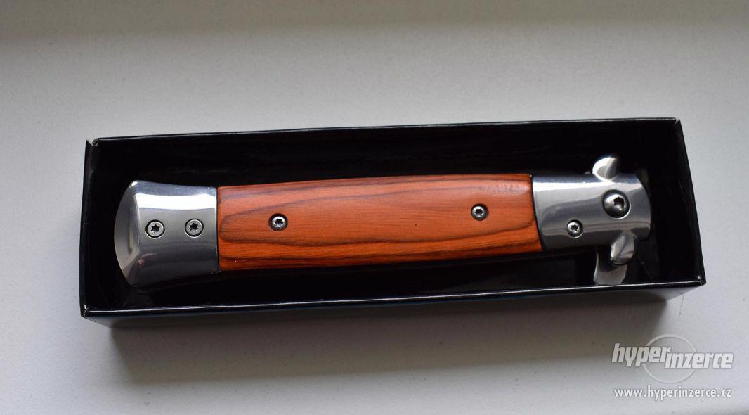 Italský sklápěcí AKC kapesní nůž - NOVÝ - foto 4