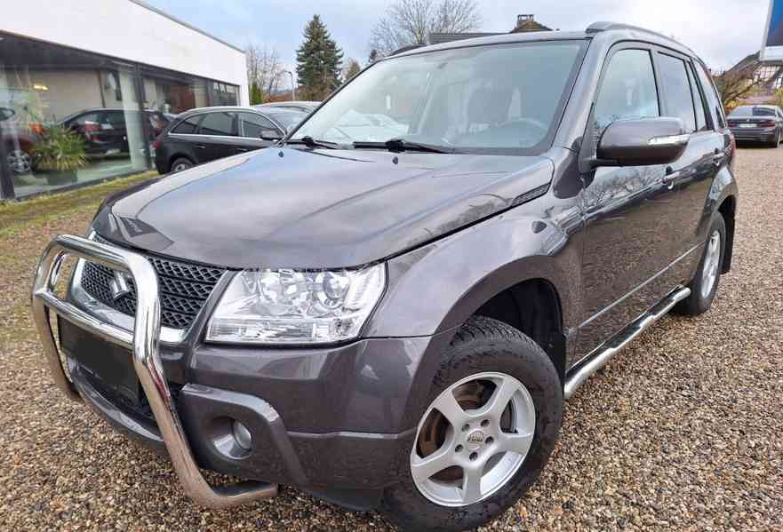 Suzuki Grand Vitara 2.4i 4x4 benzín 124kw - foto 4