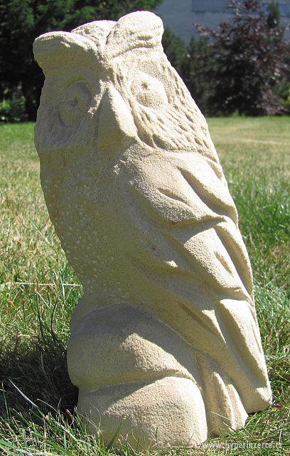Pěkná pískovcová zahradní dekorace sova mala na kamení - foto 2