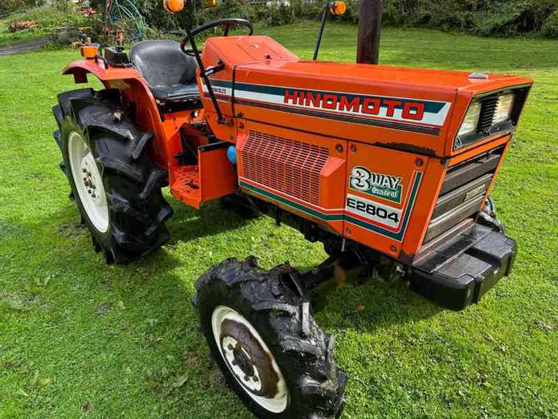 Traktor HINOMOTO E2804 4WD - foto 3