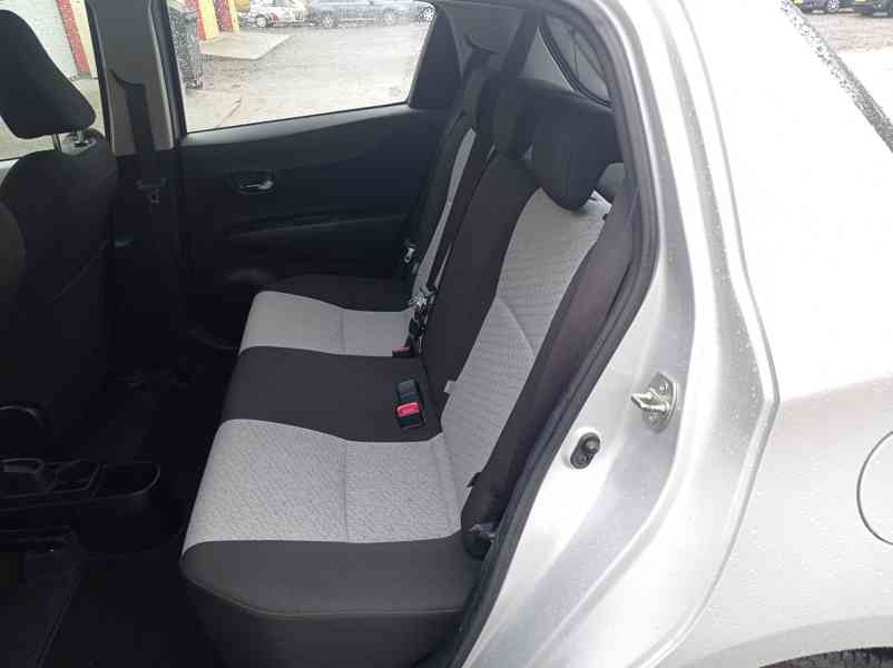 Toyota Yaris 1.3 V-VTi/Navi/Kamera/1Maj - foto 13