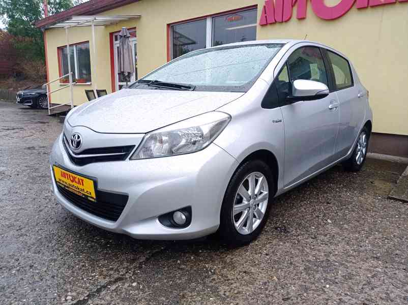 Toyota Yaris 1.3 V-VTi/Navi/Kamera/1Maj - foto 7