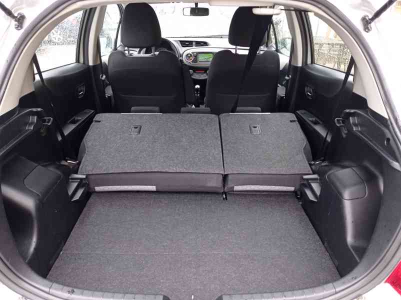 Toyota Yaris 1.3 V-VTi/Navi/Kamera/1Maj - foto 16