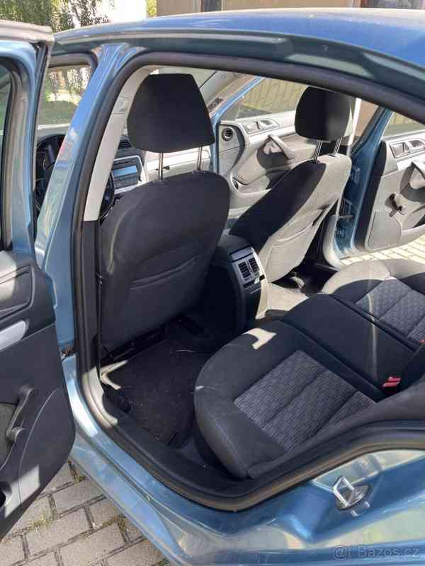 Škoda Octavia 1,6   TDI 77kW - foto 15