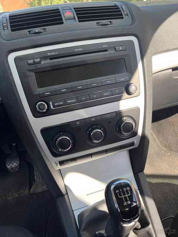 Škoda Octavia 1,6   TDI 77kW - foto 18