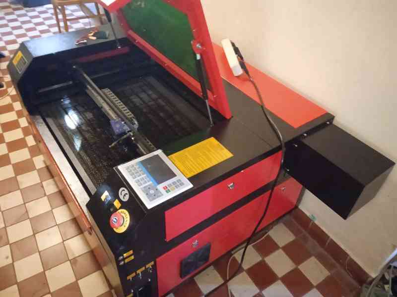 80w laserová gravírka, 700x500mm, Ruida - foto 2