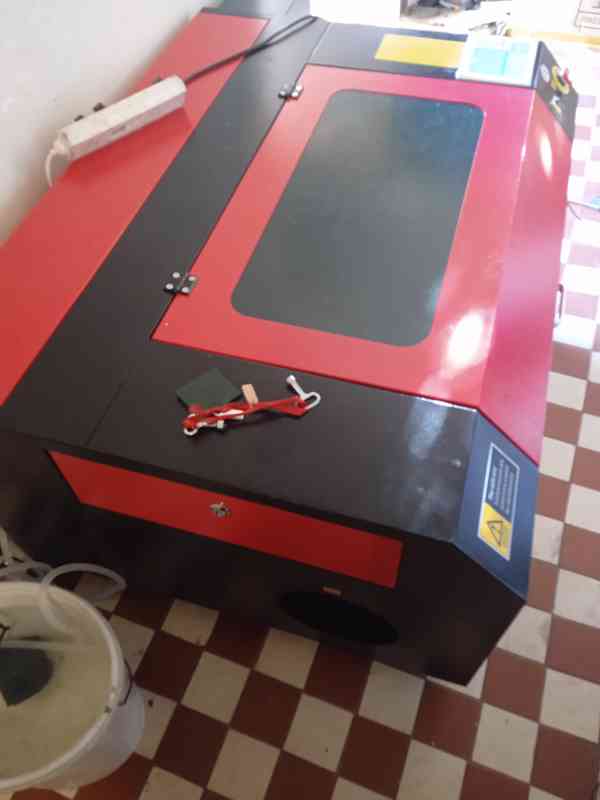 80w laserová gravírka, 700x500mm, Ruida - foto 4