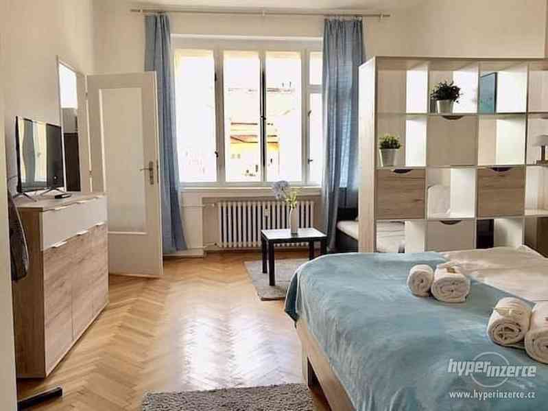 Hodinový hotel Praha 8 Karlín - foto 3