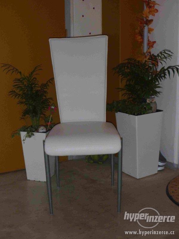 Jídelní židle - 5 ks bílá koženka, cena za kus - NOVÉ - foto 1