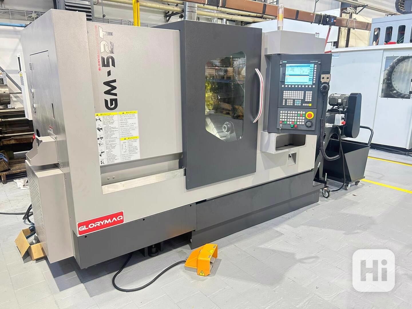 Soustruh šikmé lože GM-52T  - foto 1