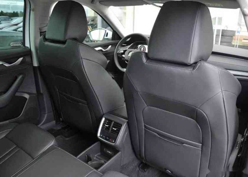 Škoda Octavia 2,0TDi FACELIFT TOP VÝBAVA 1.M - foto 15