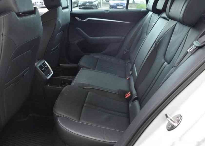 Škoda Octavia 2,0TDi FACELIFT TOP VÝBAVA 1.M - foto 19