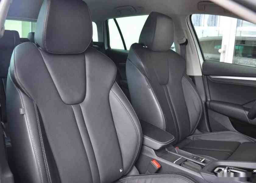 Škoda Octavia 2,0TDi FACELIFT TOP VÝBAVA 1.M - foto 14