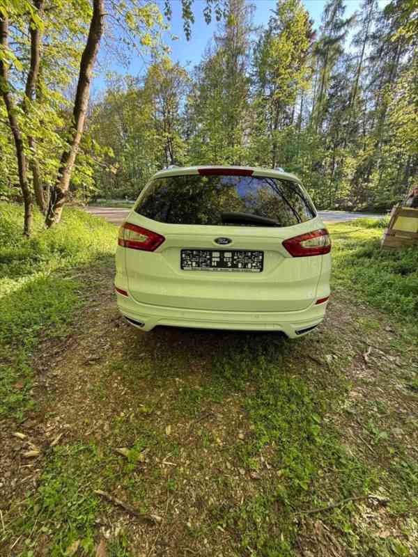 Ford Mondeo 2,0 - foto 11