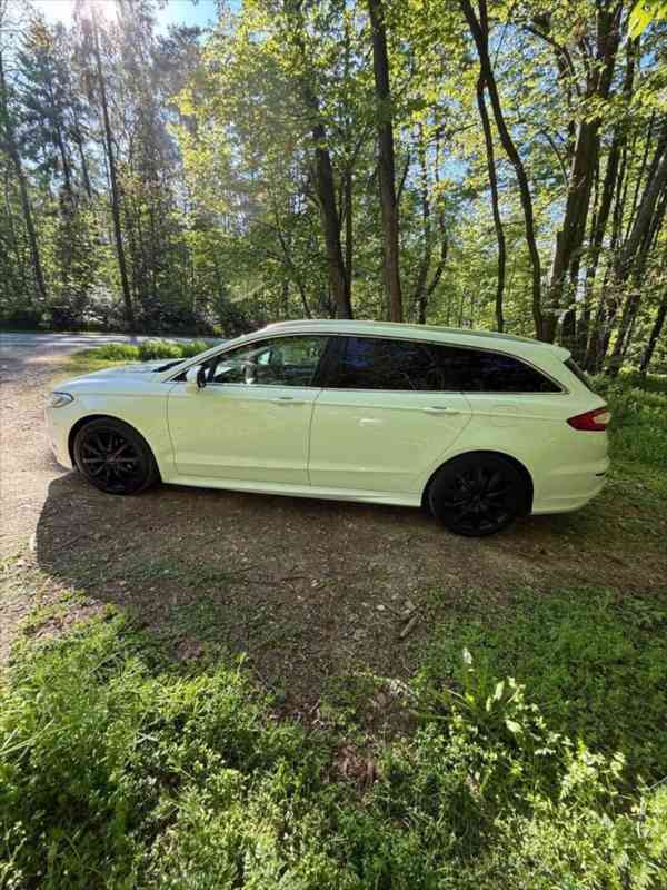 Ford Mondeo 2,0 - foto 13