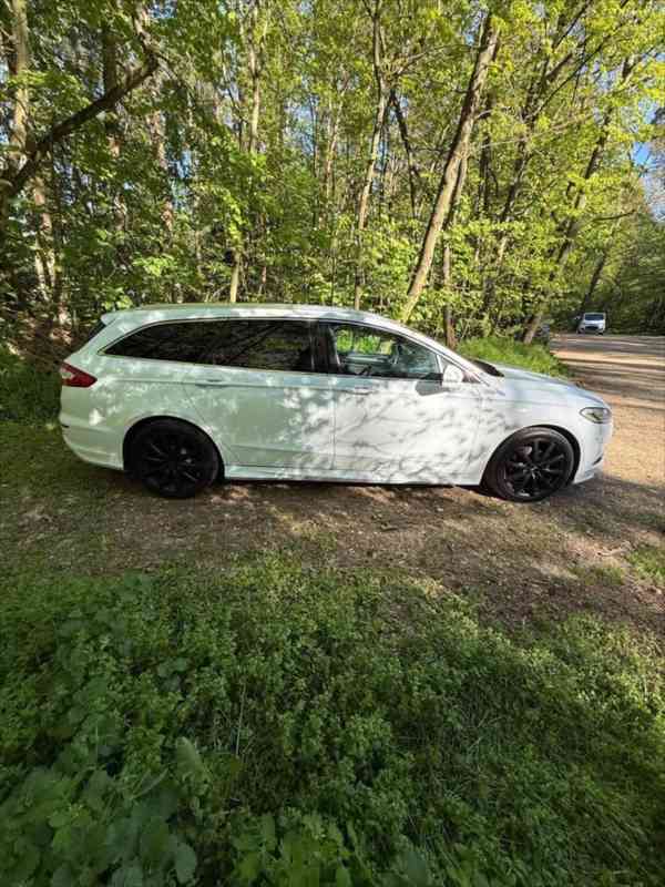 Ford Mondeo 2,0 - foto 12
