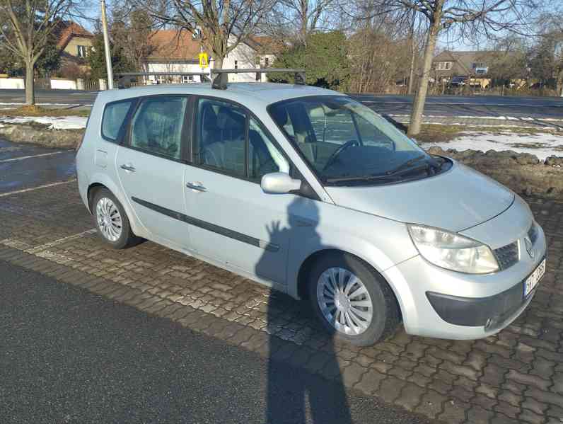 Renault Grand Scenic 1.9 DCI,88 Kw - foto 12