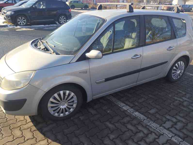 Renault Grand Scenic 1.9 DCI,88 Kw - foto 11