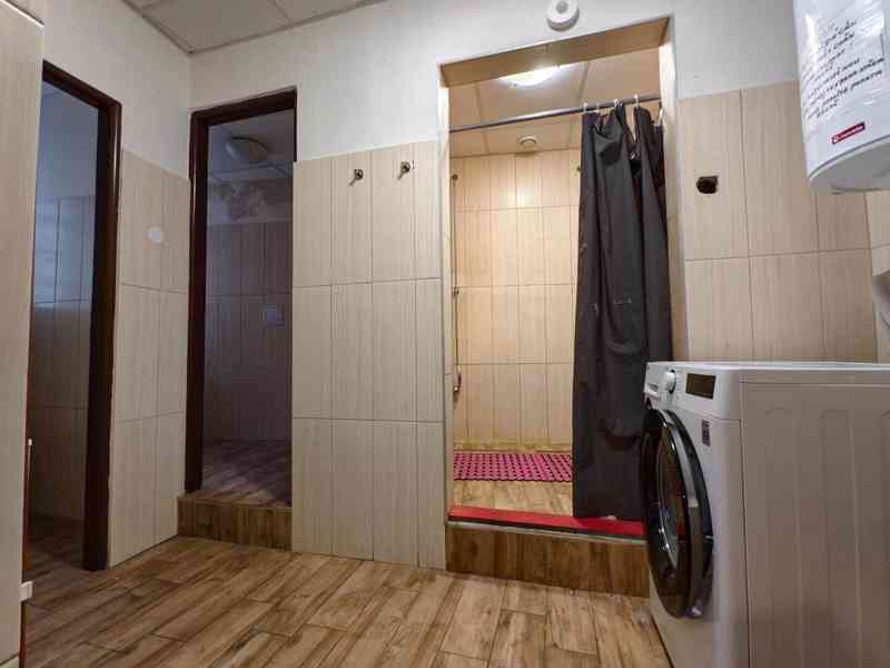 Ubytování pro 20-30 osob, Liberec centrum (ul. Moskevská)  - foto 5