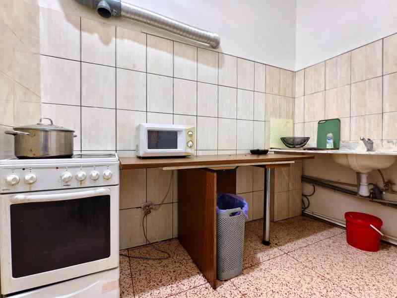 Ubytování pro 20-30 osob, Liberec centrum (ul. Moskevská)  - foto 4