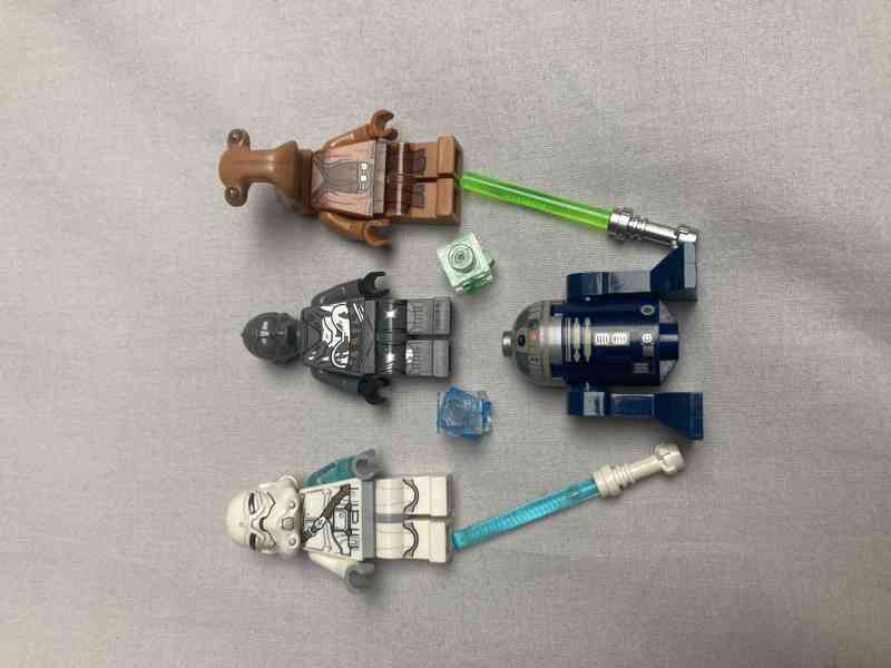 LEGO Star Wars 75051 - Kompletní set s minifigurkami! - foto 2