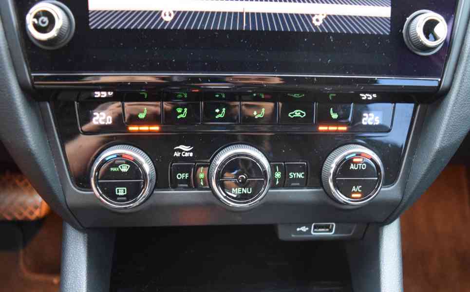 Škoda Octavia 2.0 TDI STYLE DSG LED NOVÉ ČR rv 2018 - foto 21