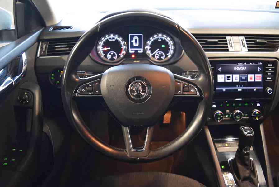 Škoda Octavia 2.0 TDI STYLE DSG LED NOVÉ ČR rv 2018 - foto 13