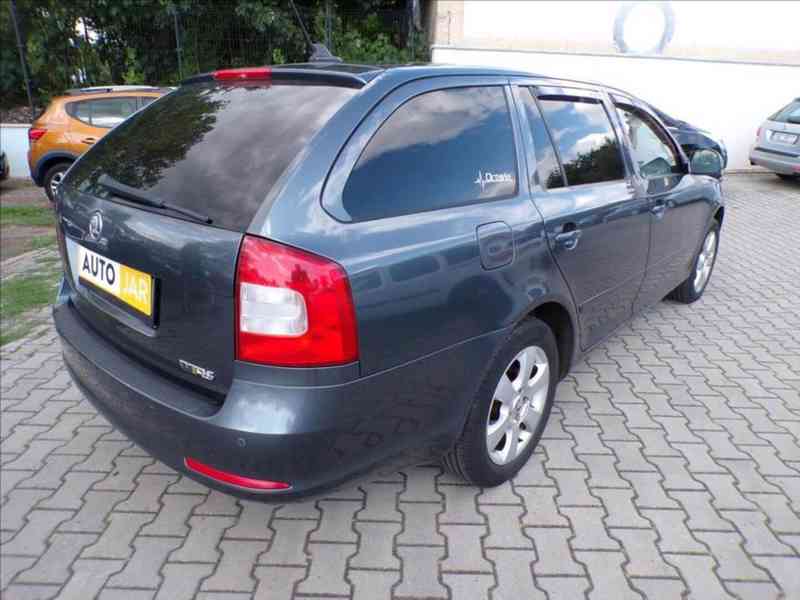 Škoda Octavia 1,9 TDI DSG - foto 4