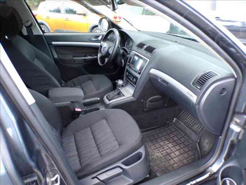 Škoda Octavia 1,9 TDI DSG - foto 11