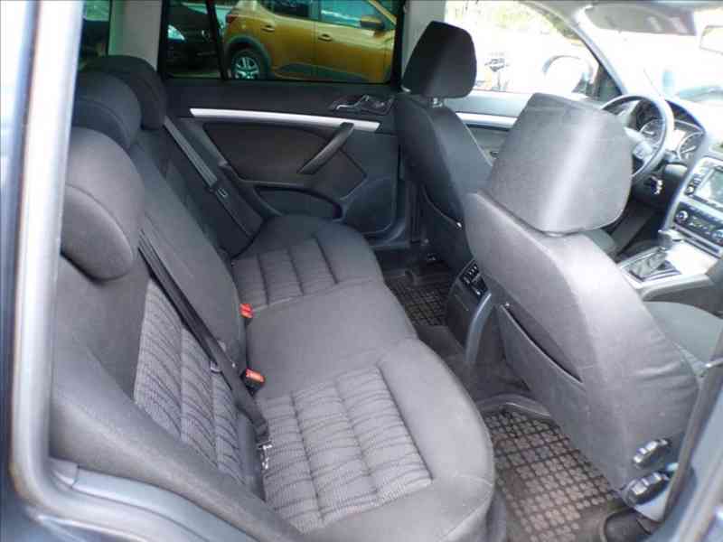 Škoda Octavia 1,9 TDI DSG - foto 10